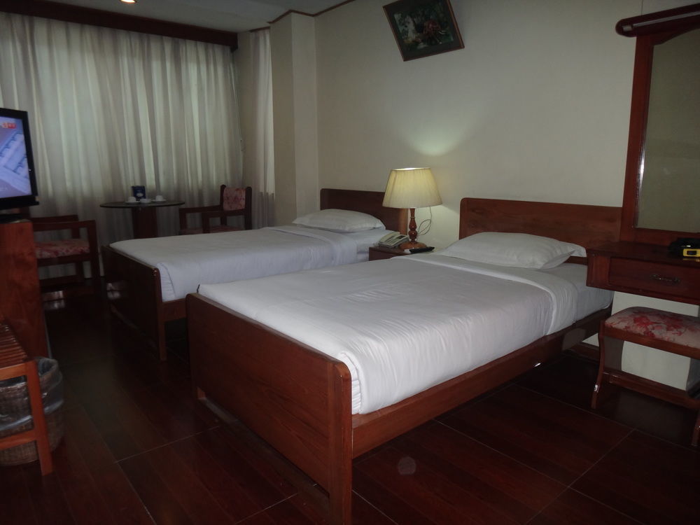 Chit Sayar Hotel 仰光 外观 照片